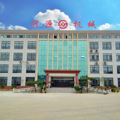 以科技創(chuàng)新為引領(lǐng)、先進(jìn)制造業(yè)為骨干